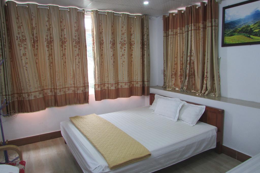 River Queen Guest House Хазянг Экстерьер фото